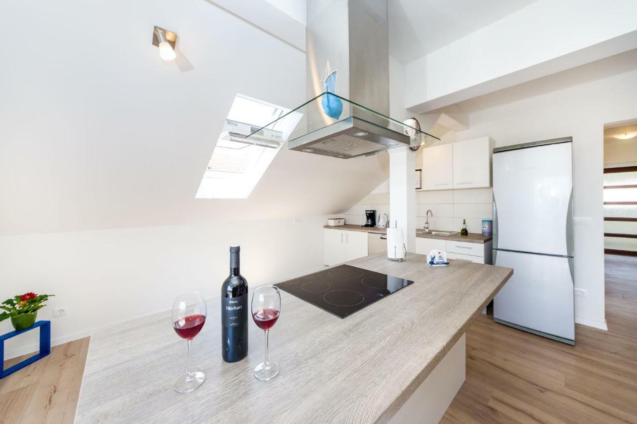 Apartman Iva Zara Екстер'єр фото