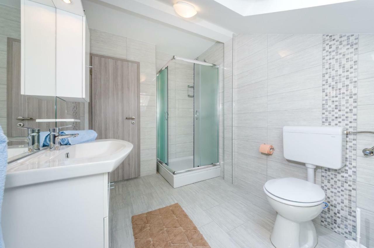 Apartman Iva Zara Екстер'єр фото
